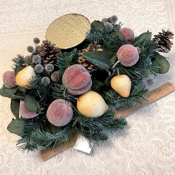 Christmas Table Wreath + 3 wick Candle BBW Balsam - Picture 2 of 2